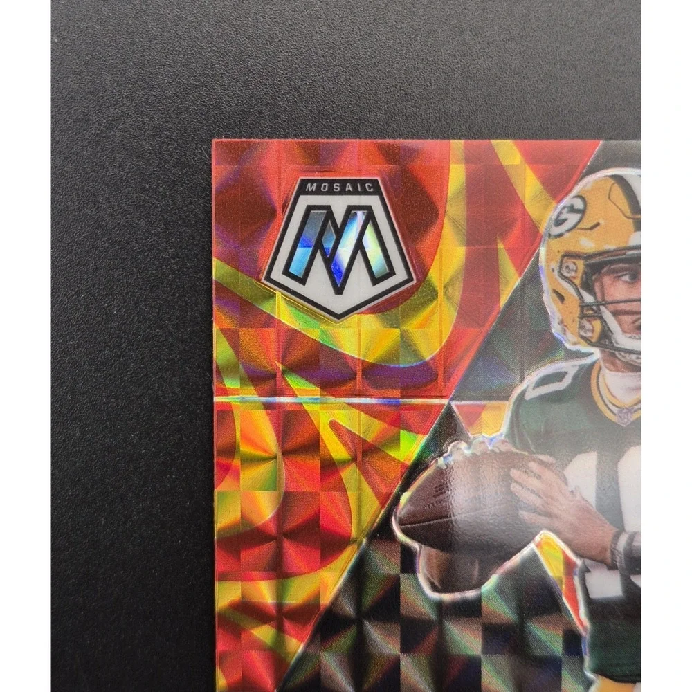 2020 Panini Mosaic Jordan Love #211 Rookies Mosaic Reactive‎ Gold Prizm (RC)